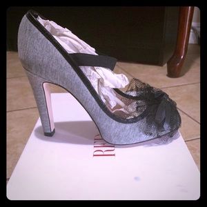 **SOLD** Valentino RED heels